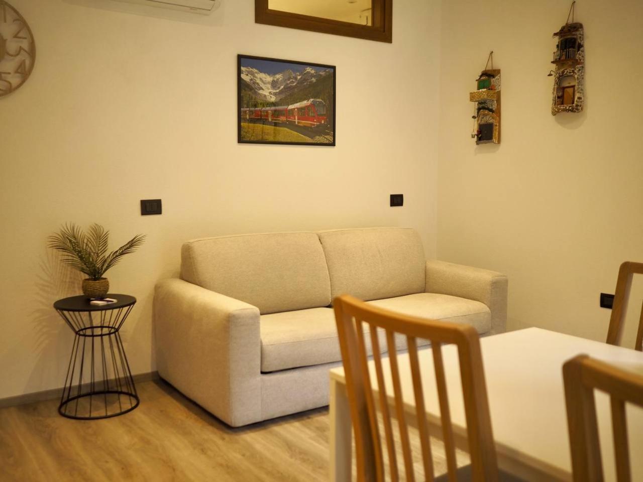 Casa Armida Apartment Tirano Exterior foto