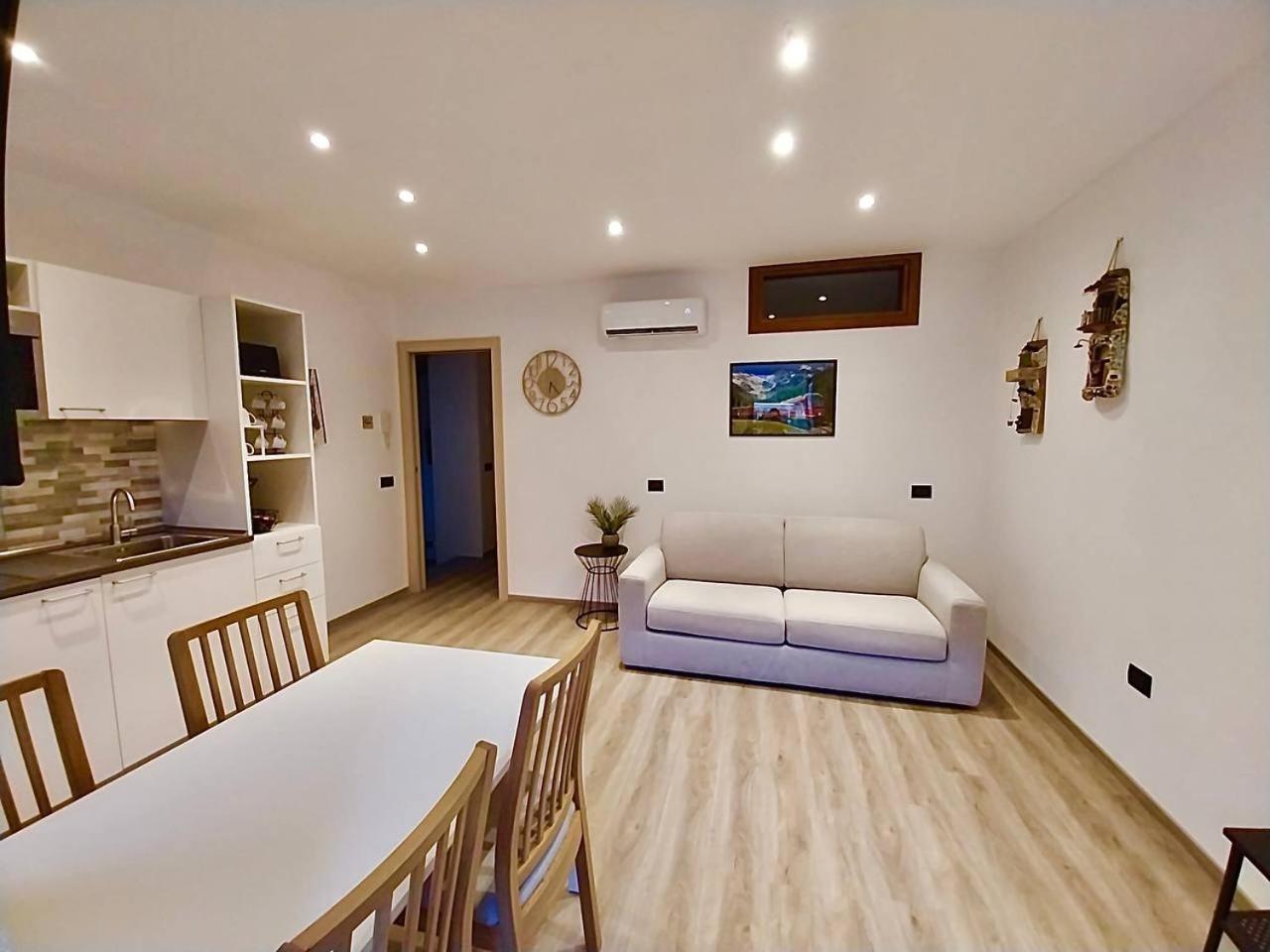 Casa Armida Apartment Tirano Exterior foto